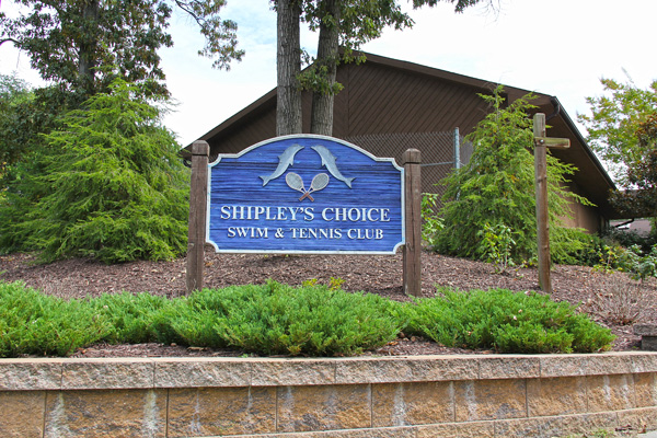 Shipley's Choice Community Pool